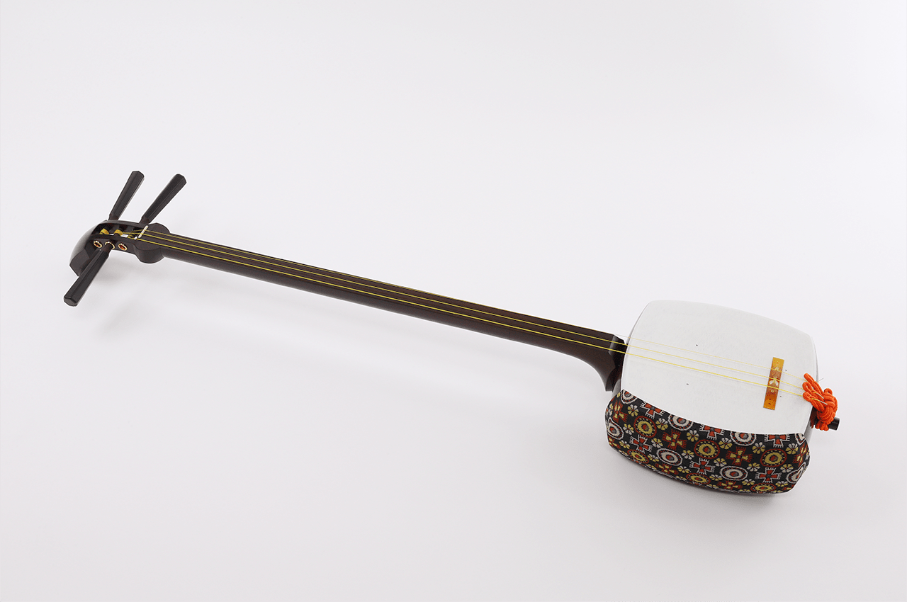 地唄三味線　紅木・花梨　リプル張り　完成品　Jiuta-shamisen, kouki/karin wood, an artificial skin &ldquo;Ripple&rdquo; used